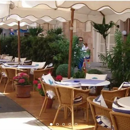 Hotel Villa Carla-2